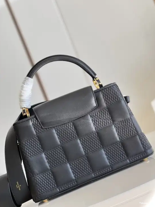 Affordable VUITTON MM LOUIS CAPUCINES 0520